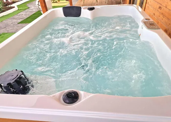 Dake Casetta Tenerife Village *